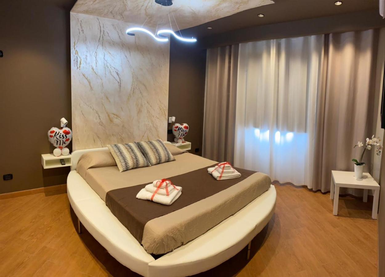 فندق Th Luxury Fly كاتانيا المظهر الخارجي الصورة
